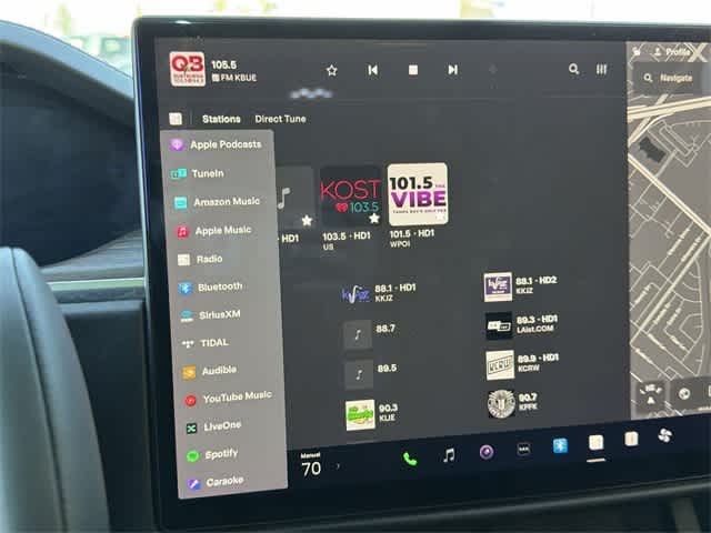 Thumbnail: 2022 Tesla Model X - 18