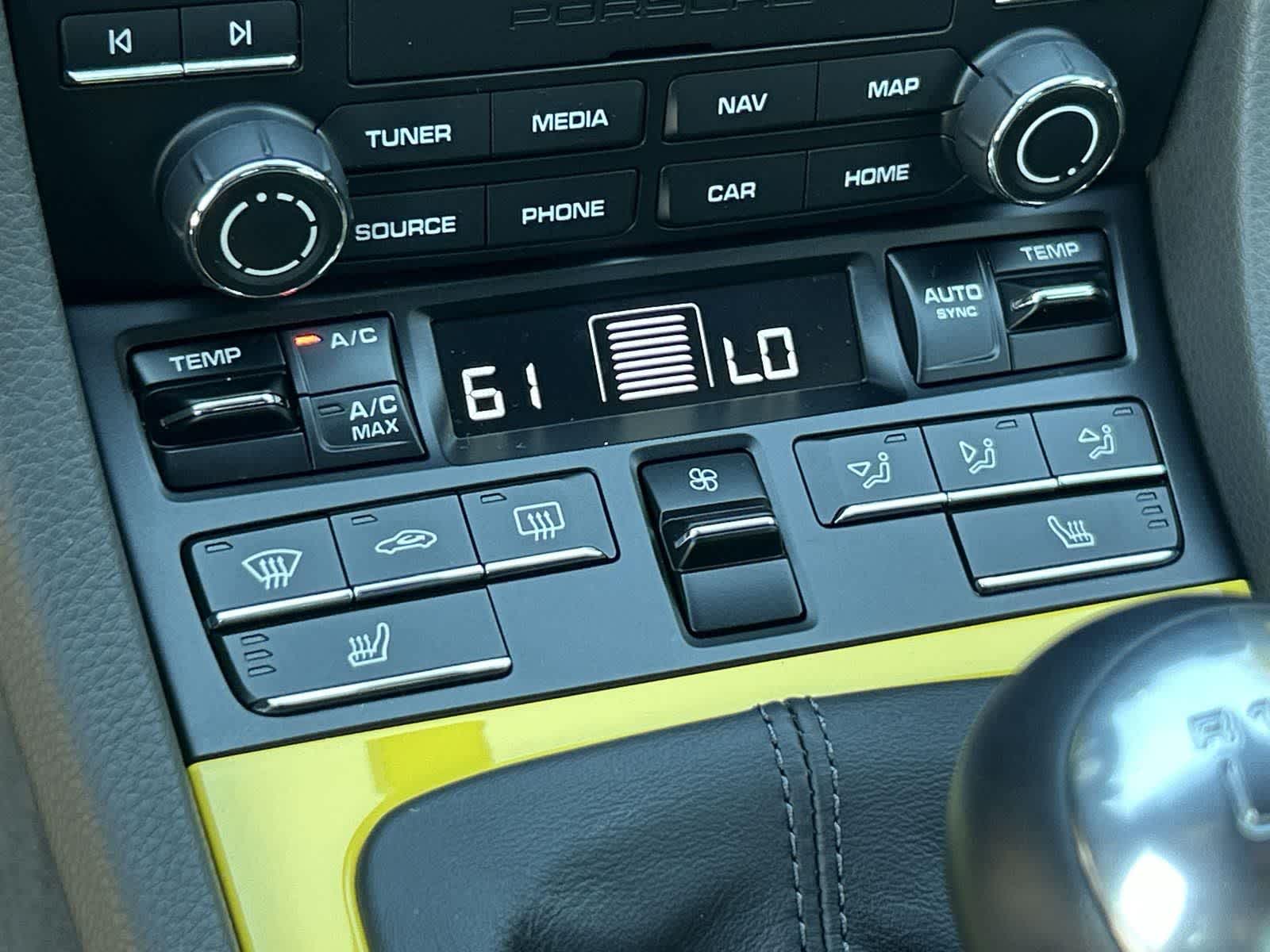 Thumbnail: 2024 Porsche 718 Cayman - 17