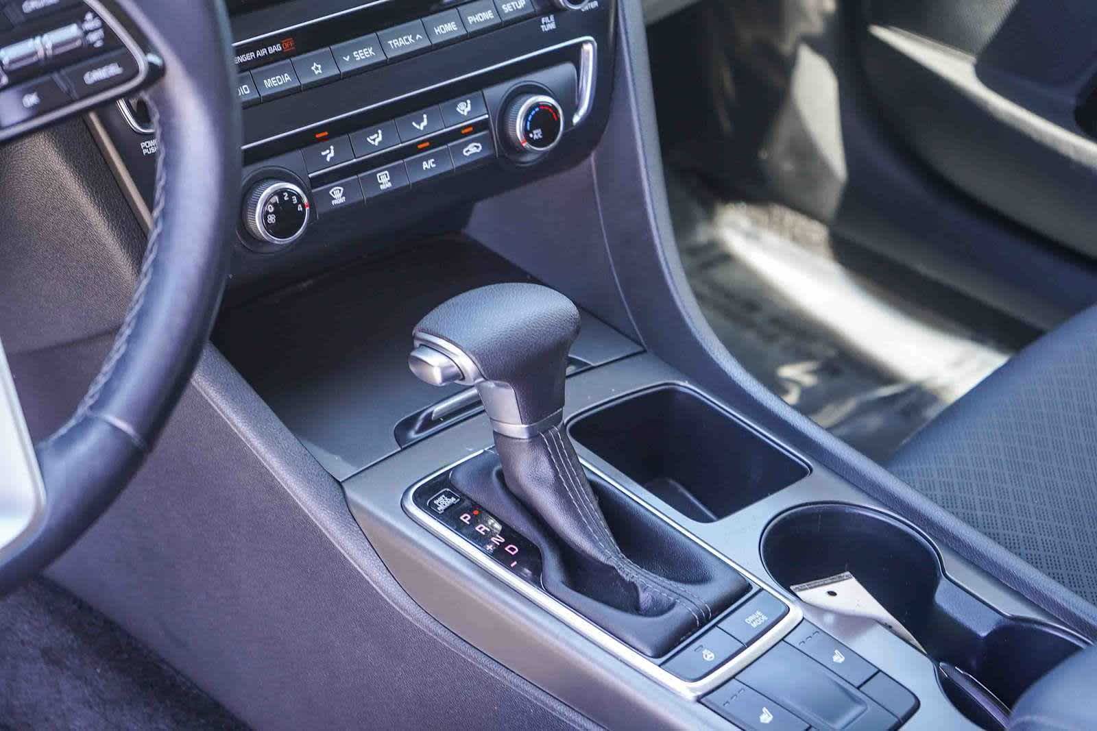 Thumbnail: 2020 Kia Optima - 24
