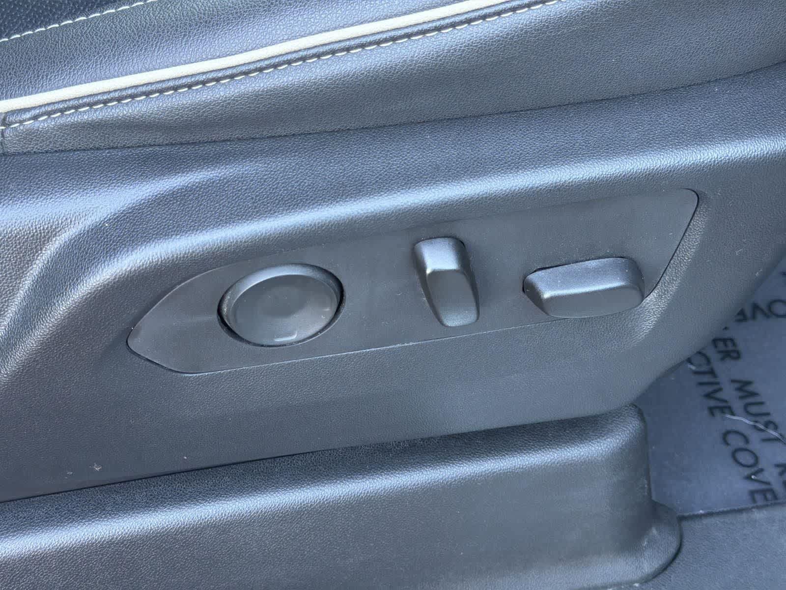 Thumbnail: 2023 Chevrolet Suburban - 36