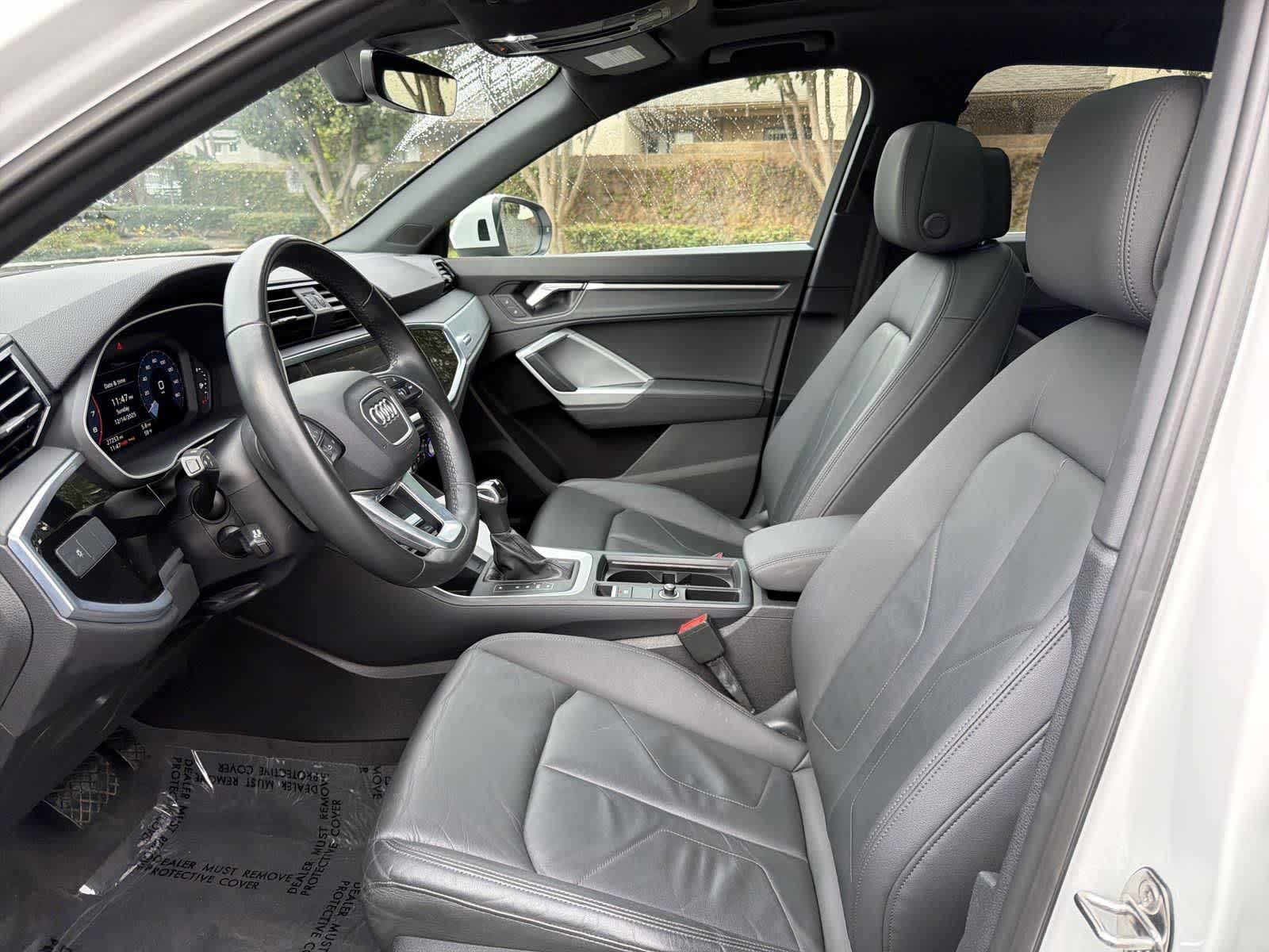 Thumbnail: 2021 Audi Q3 - 25