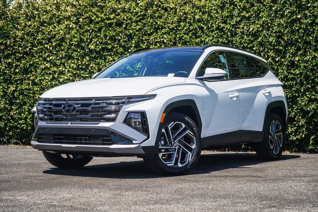 New 2026 Hyundai Tucson Limited AWD SUV