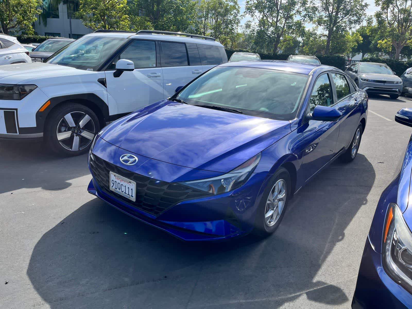 2023 Hyundai Elantra SE