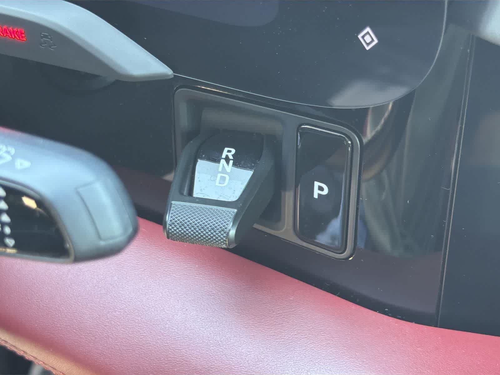 Thumbnail: 2022 Porsche Taycan - 17