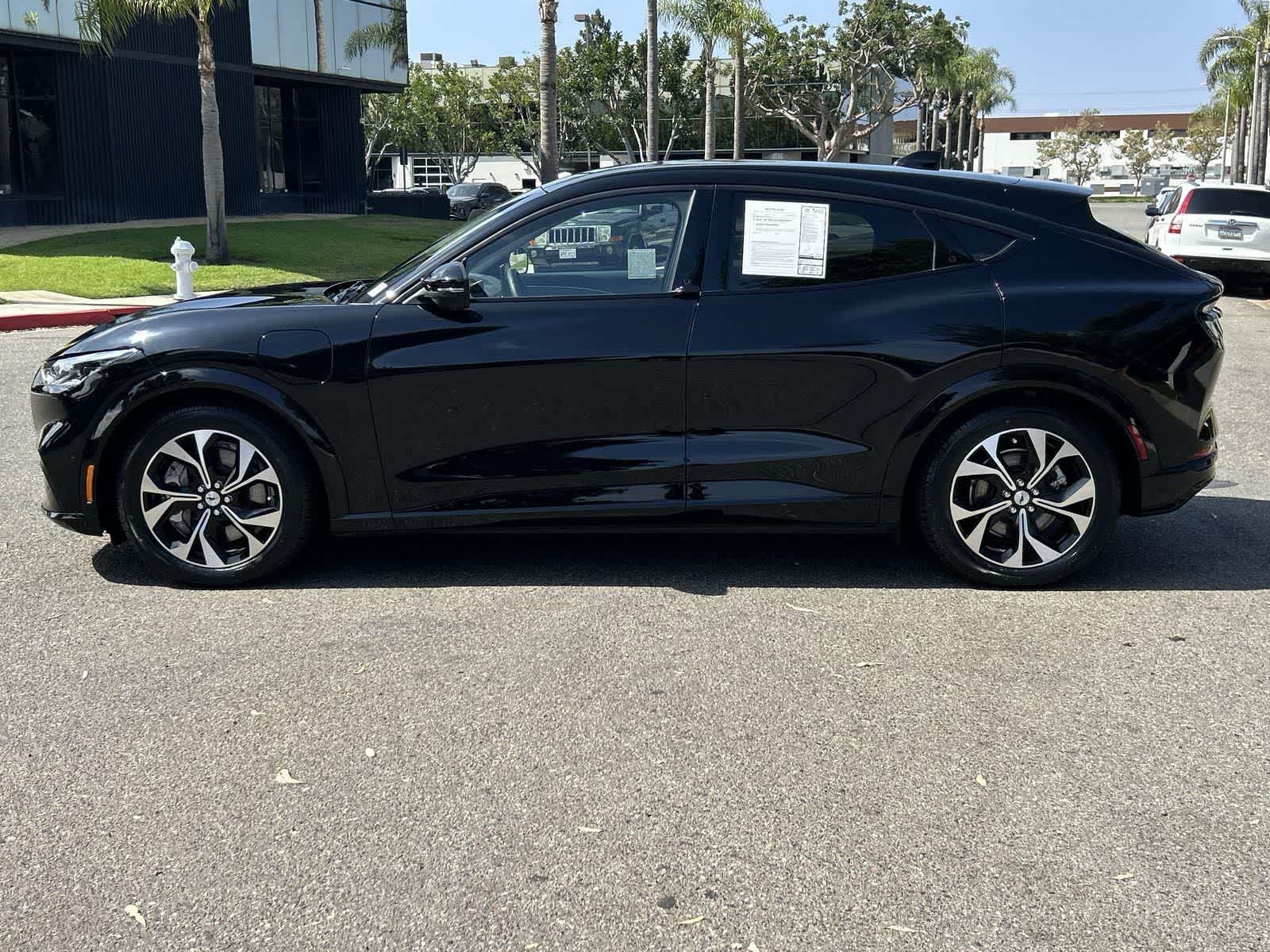 Thumbnail: 2021 Ford Mustang Mach-E - 7