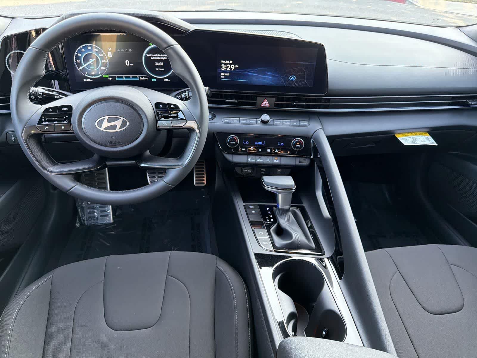 Thumbnail: 2025 Hyundai Elantra - 10