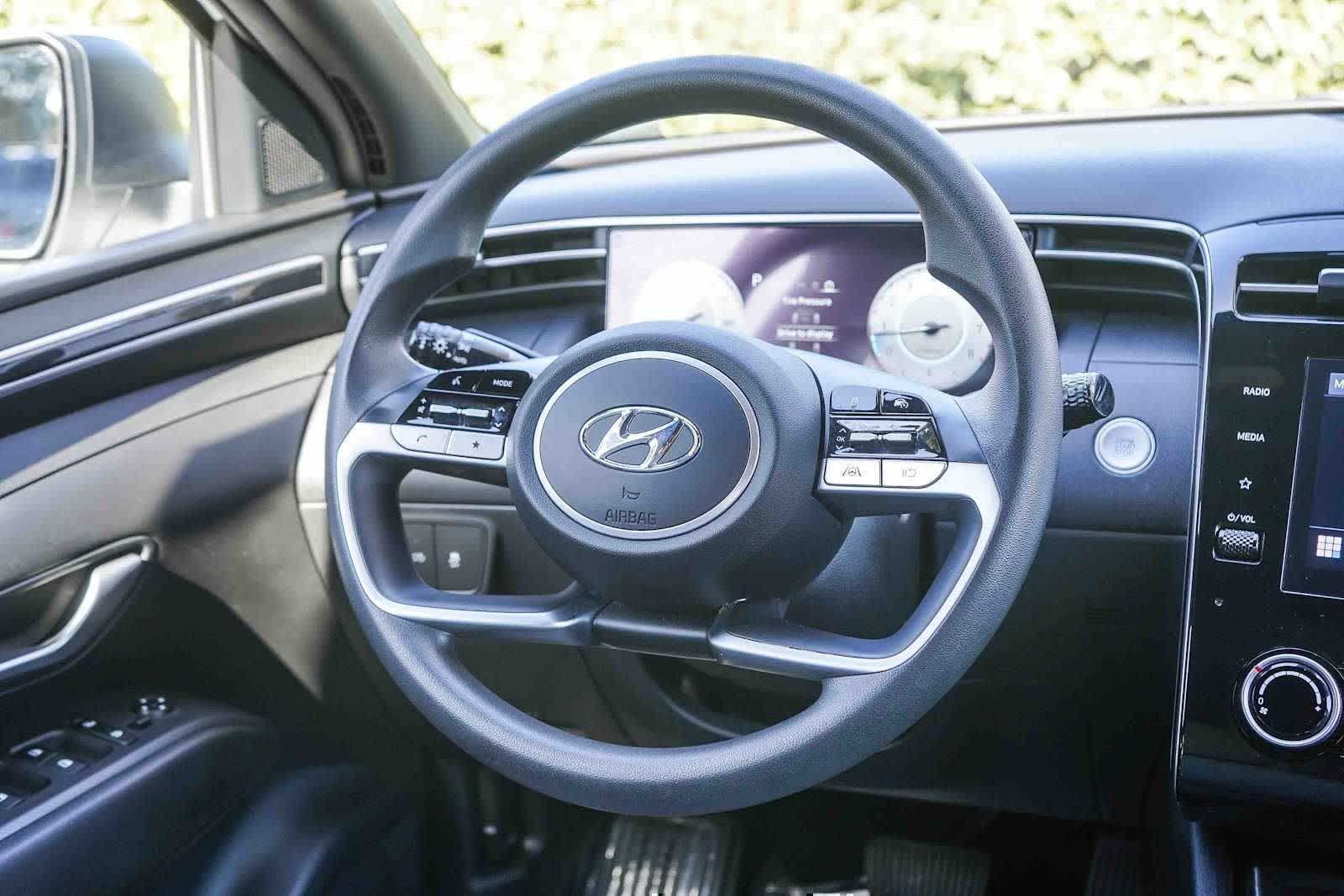 Thumbnail: 2023 Hyundai Santa Cruz - 13