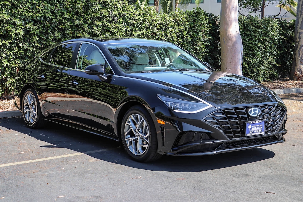 Used 2023 Hyundai Sonata SEL Sedan