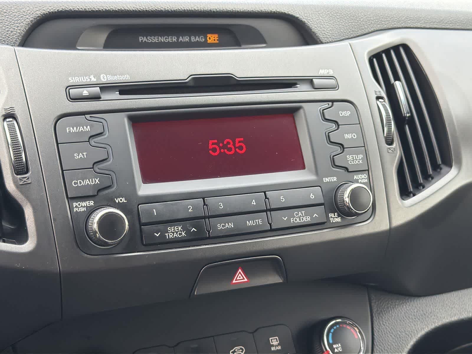 Thumbnail: 2013 Kia Sportage - 14