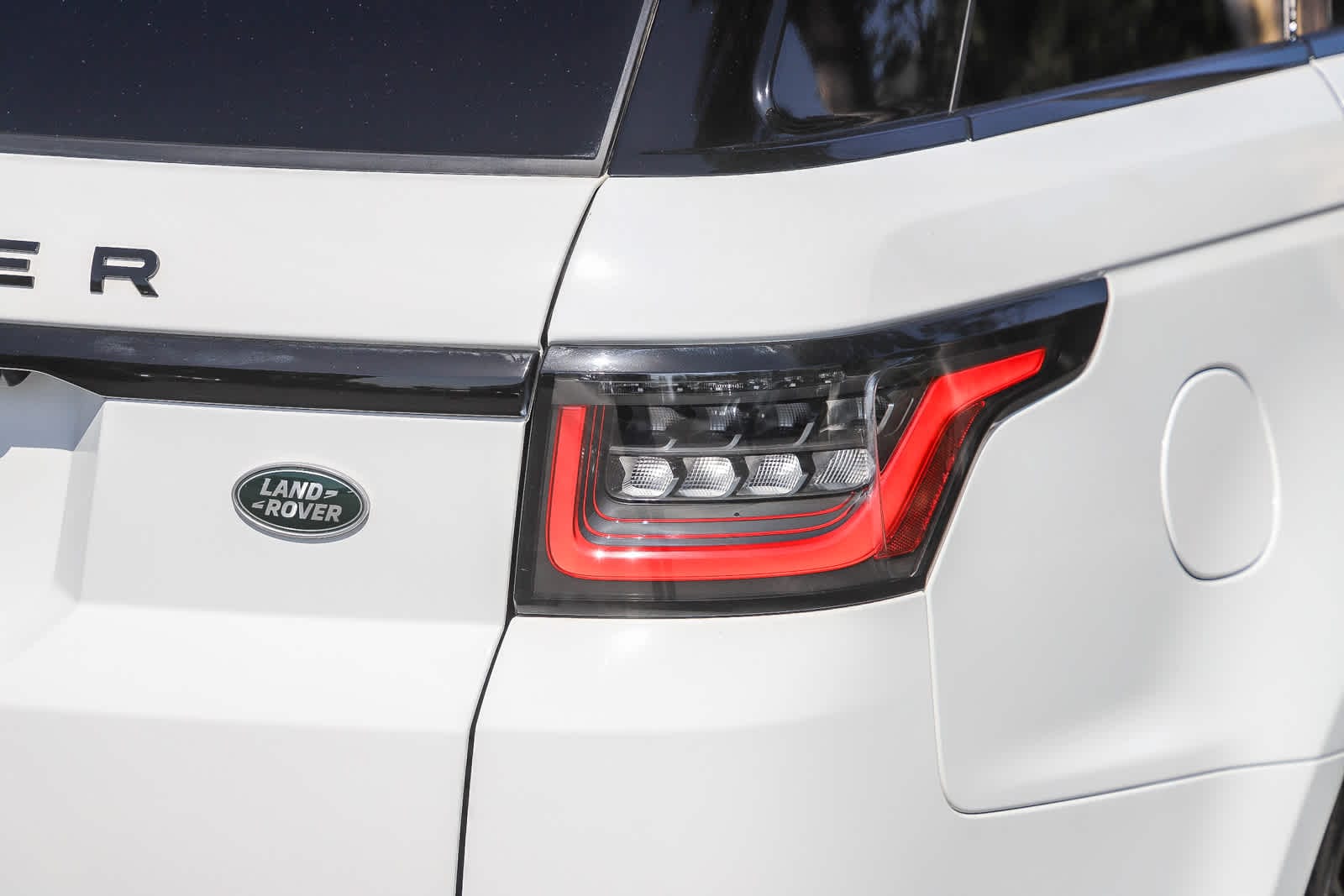 Thumbnail: 2022 Land Rover Range Rover Sport - 9