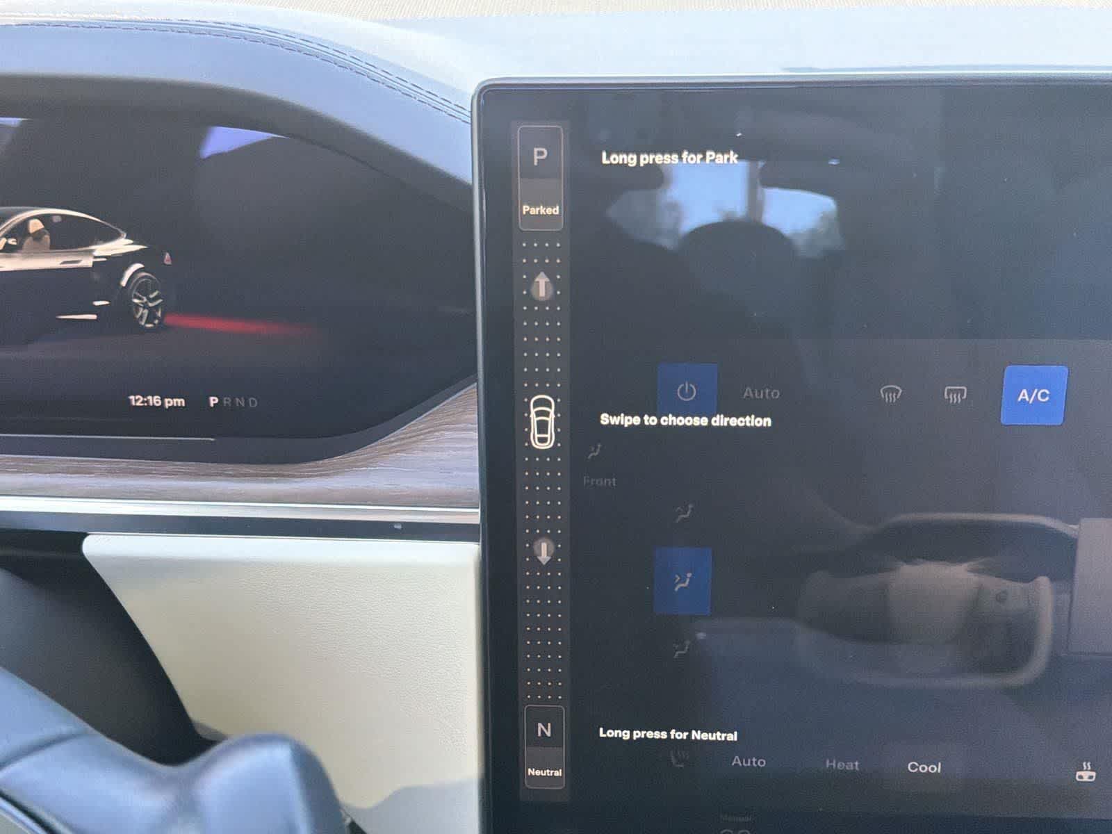 Thumbnail: 2023 Tesla Model S - 17