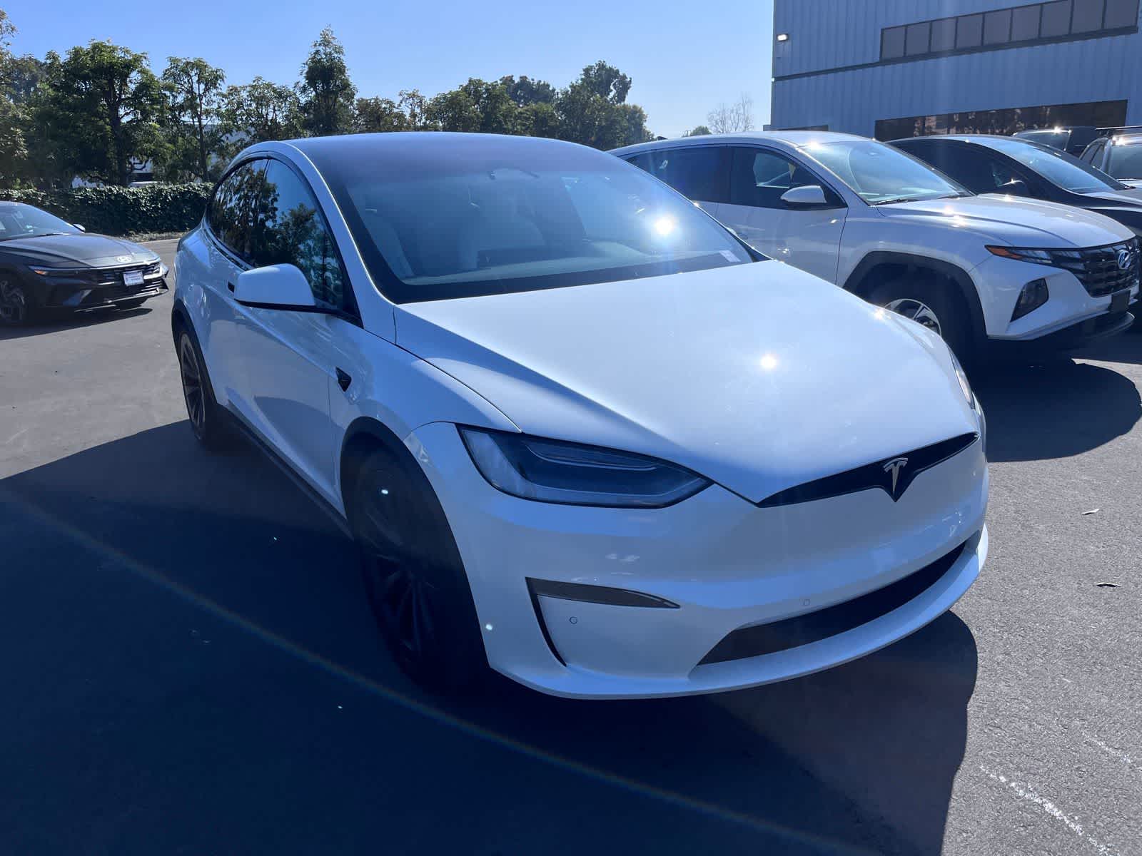 Thumbnail: 2022 Tesla Model X - 1