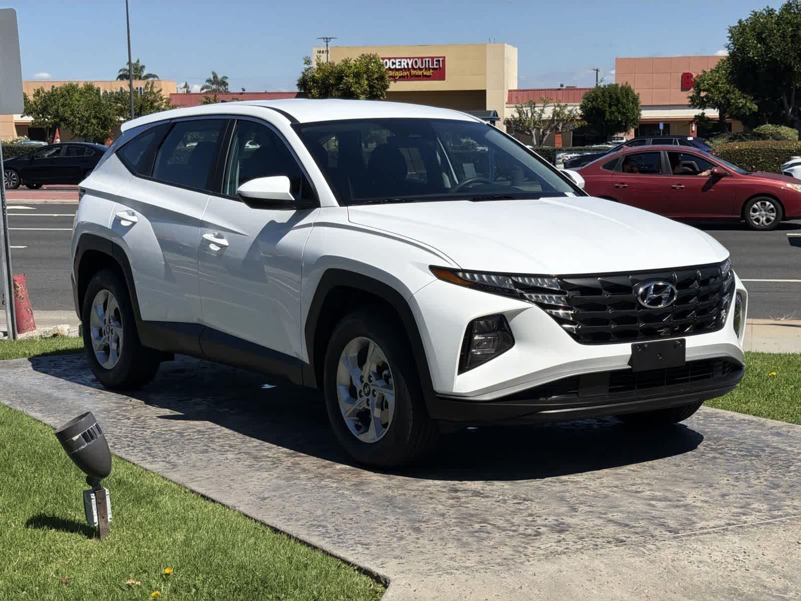 Thumbnail: 2023 Hyundai Tucson - 8