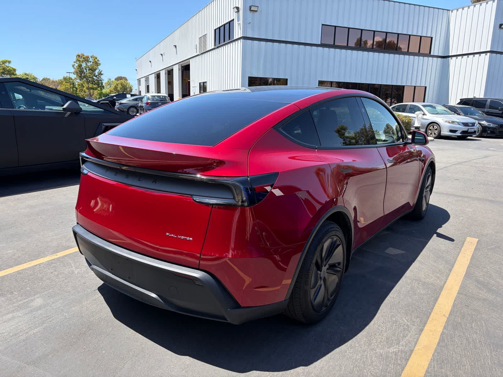 Thumbnail: 2026 Tesla Model Y - 3