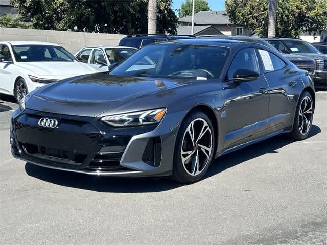 Thumbnail: 2022 Audi e-tron GT - 3