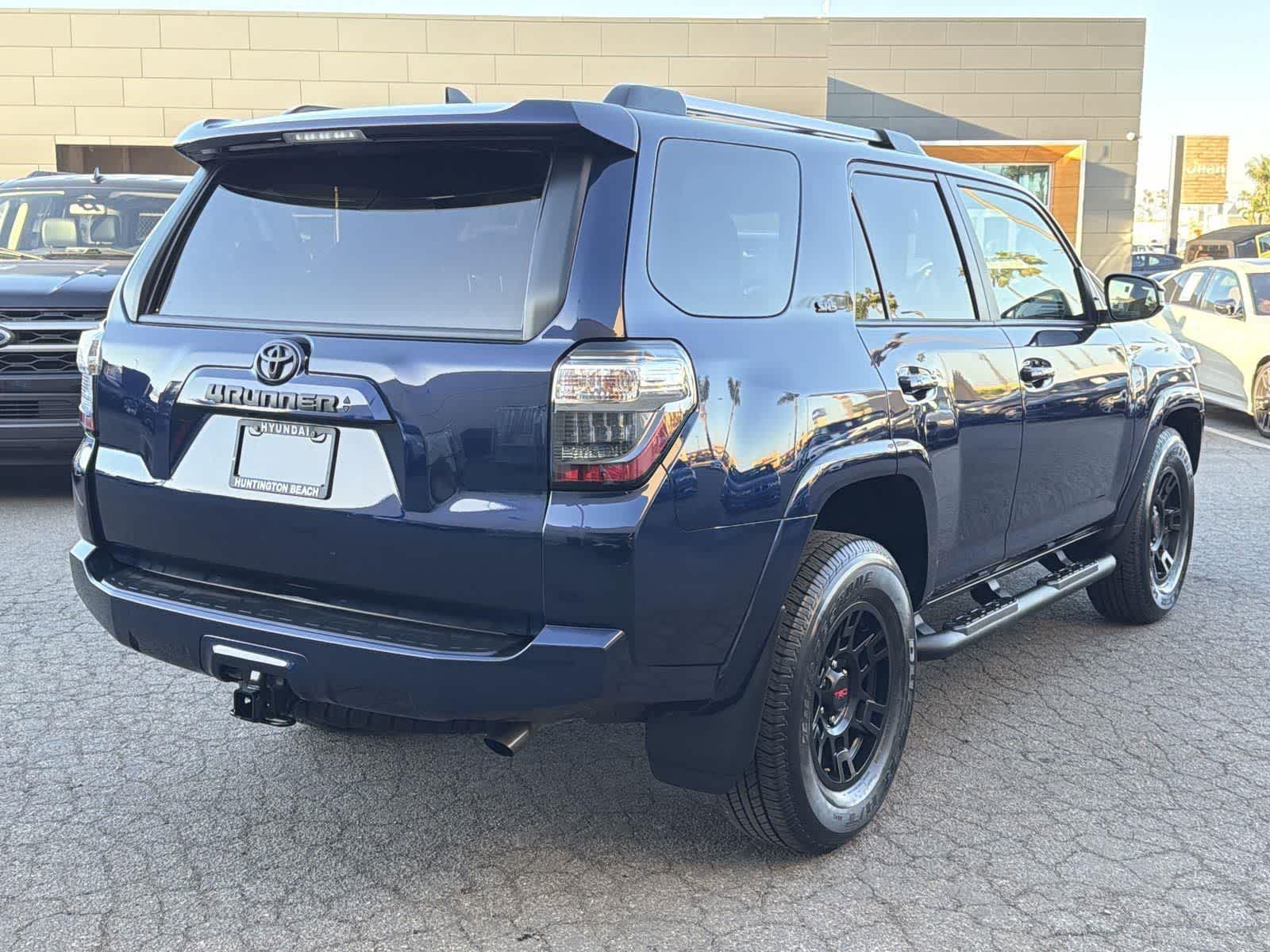 Thumbnail: 2022 Toyota 4Runner - 4