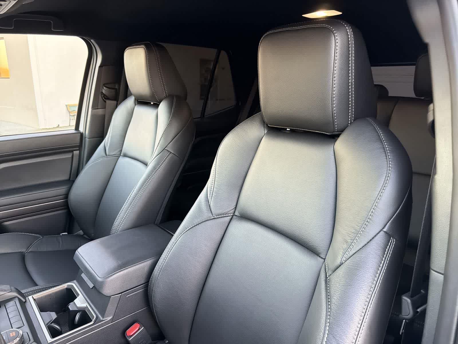 Thumbnail: 2025 Toyota 4Runner - 25