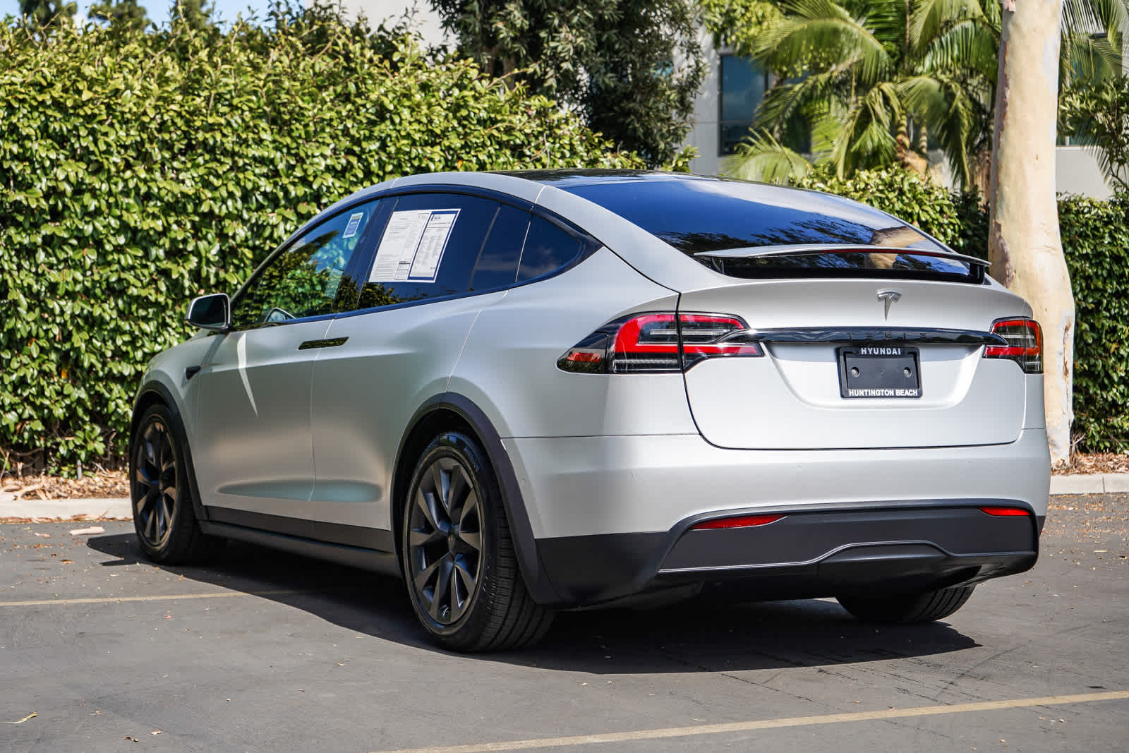 Thumbnail: 2023 Tesla Model X - 4