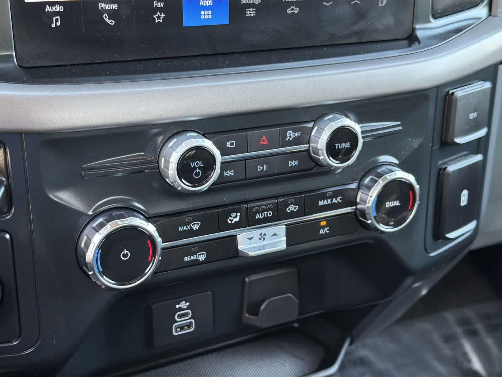 Thumbnail: 2025 Ford F-150 - 15