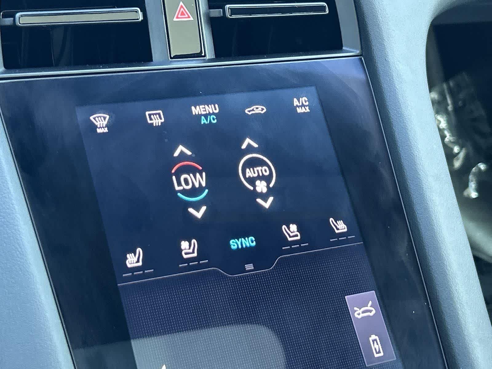 Thumbnail: 2023 Porsche Taycan - 16