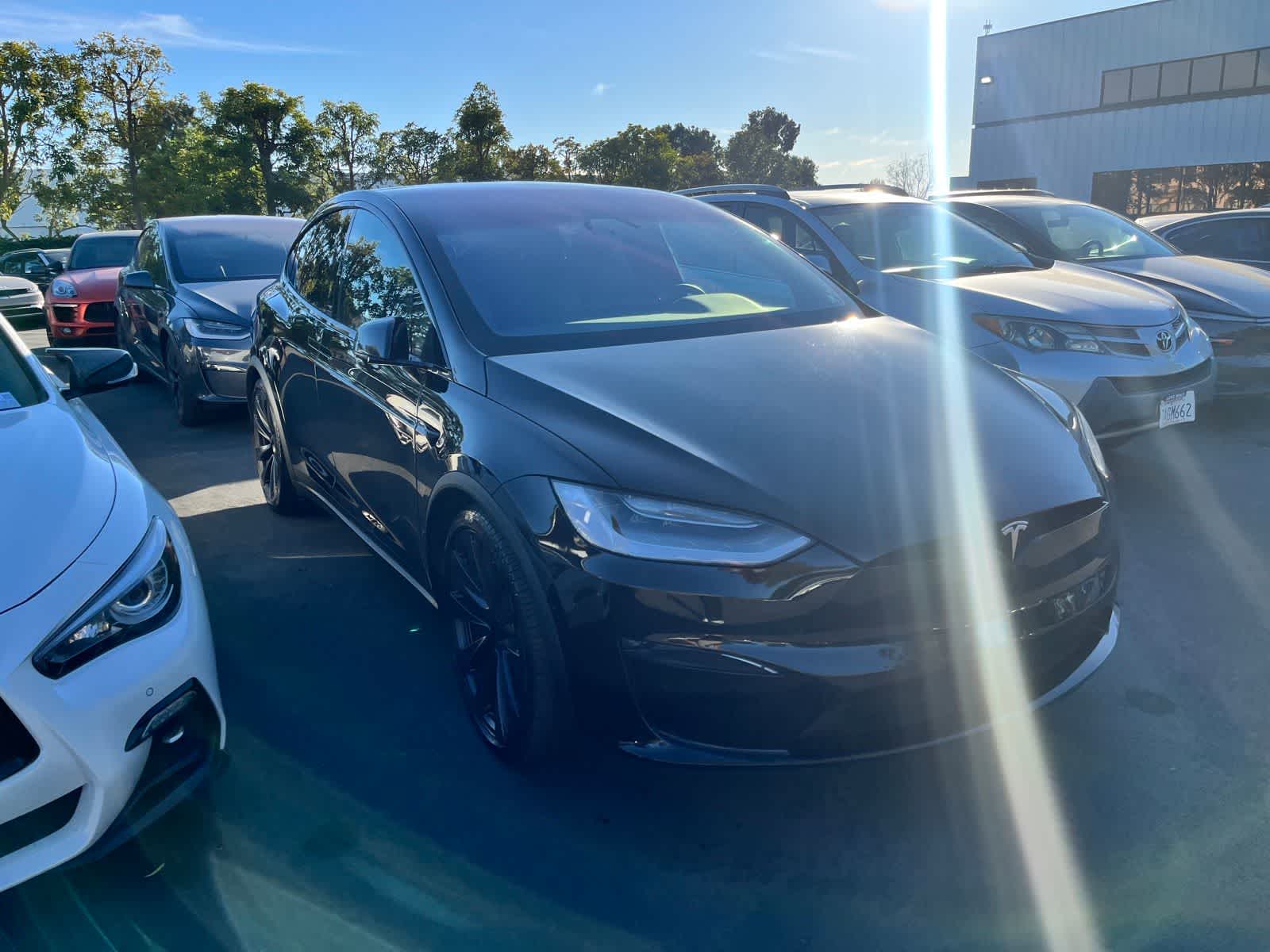 Thumbnail: 2022 Tesla Model X - 2