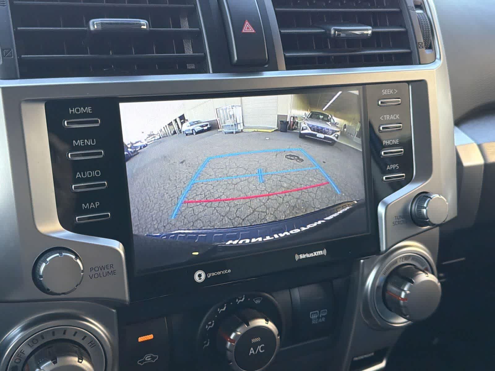 Thumbnail: 2022 Toyota 4Runner - 17