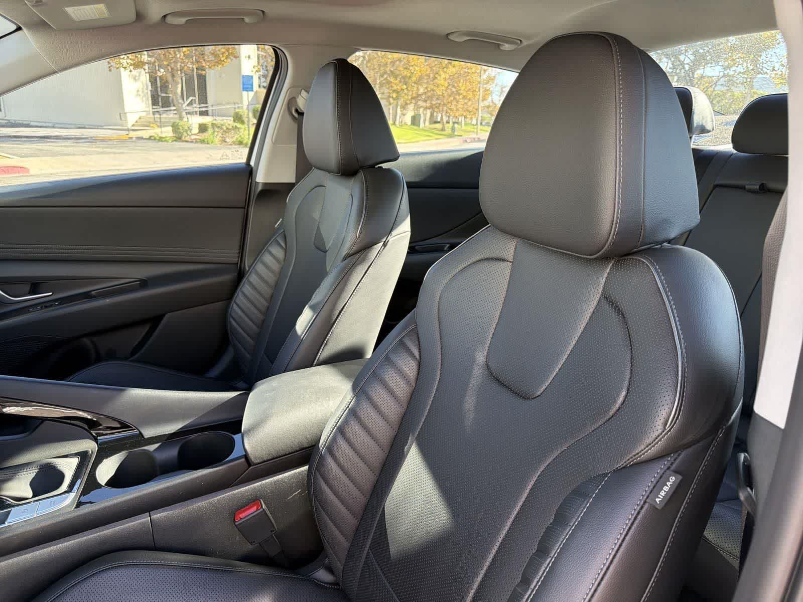 Thumbnail: 2025 Hyundai Elantra - 28