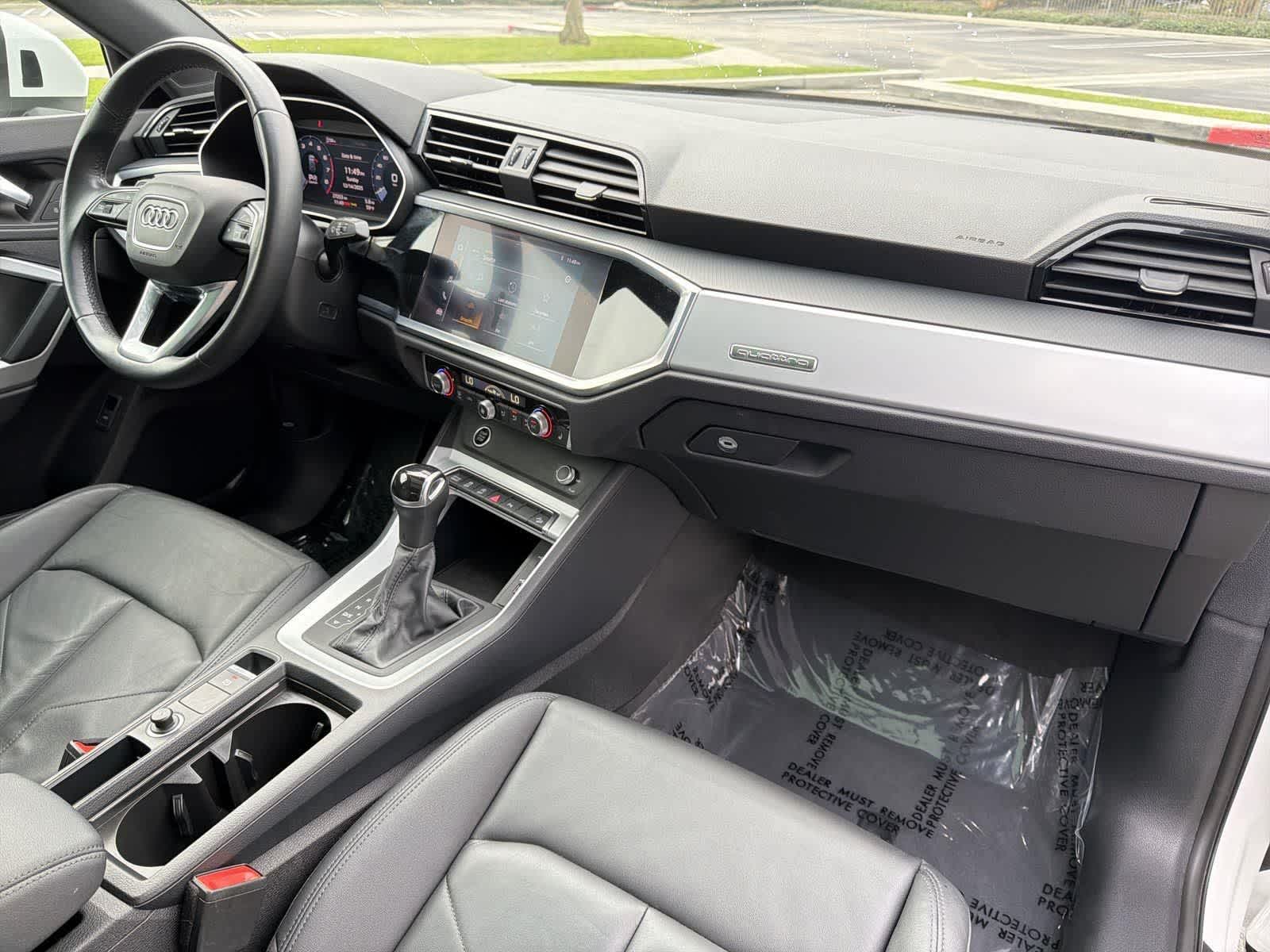 Thumbnail: 2021 Audi Q3 - 38