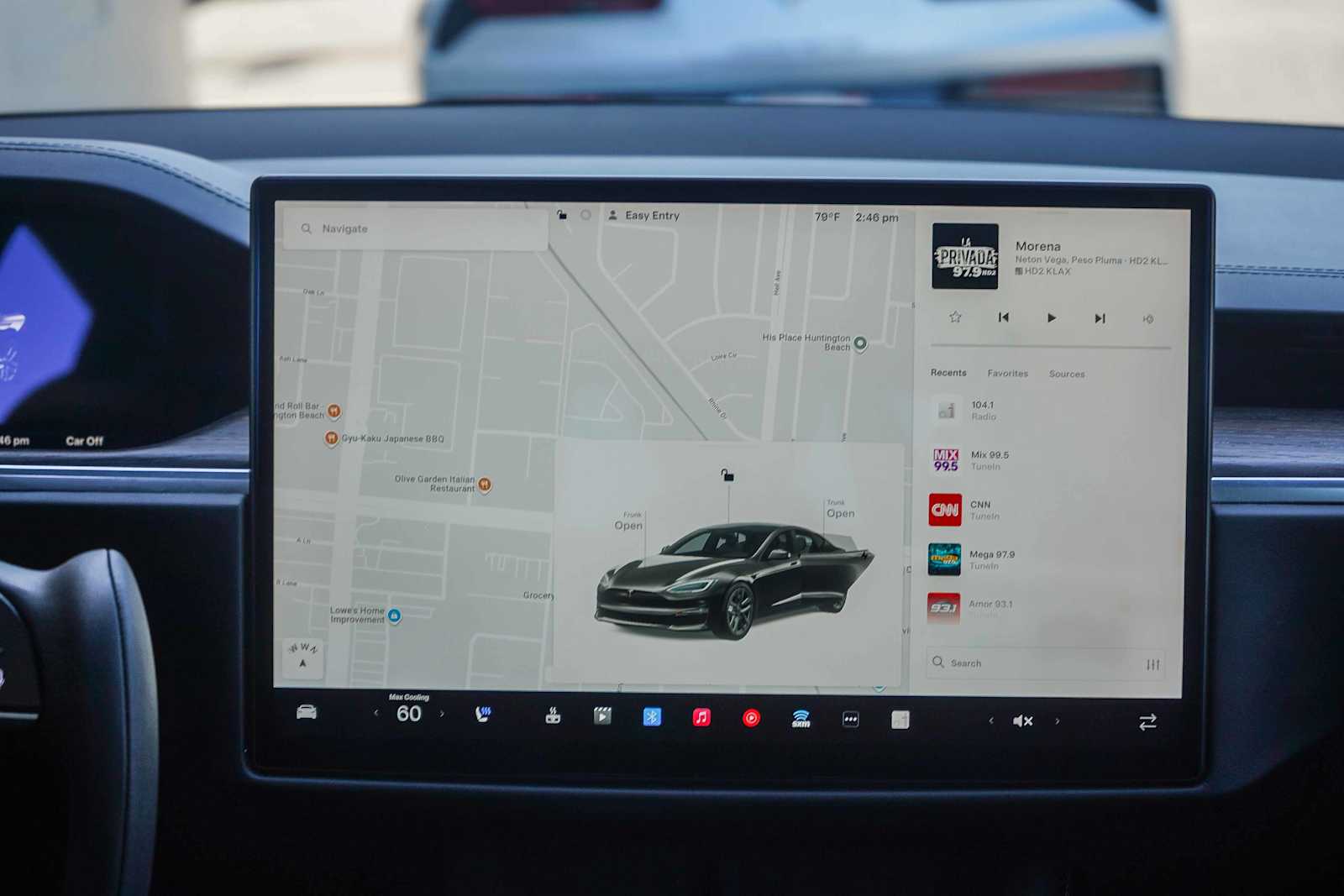 Thumbnail: 2022 Tesla Model S - 13