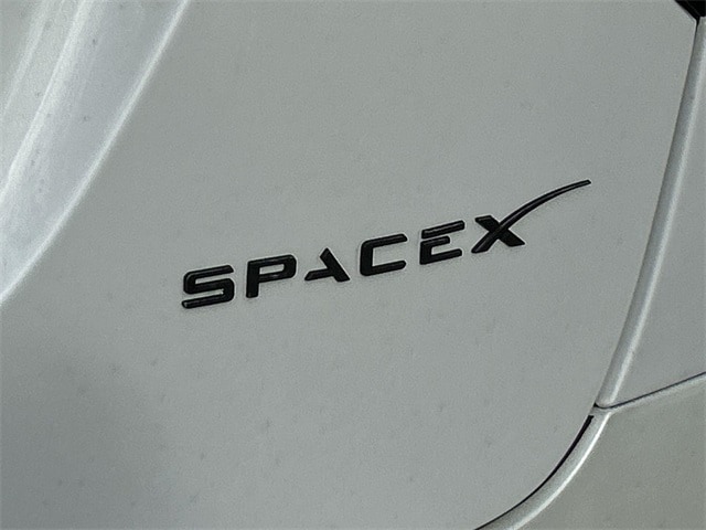 Thumbnail: 2022 Tesla Model X - 35