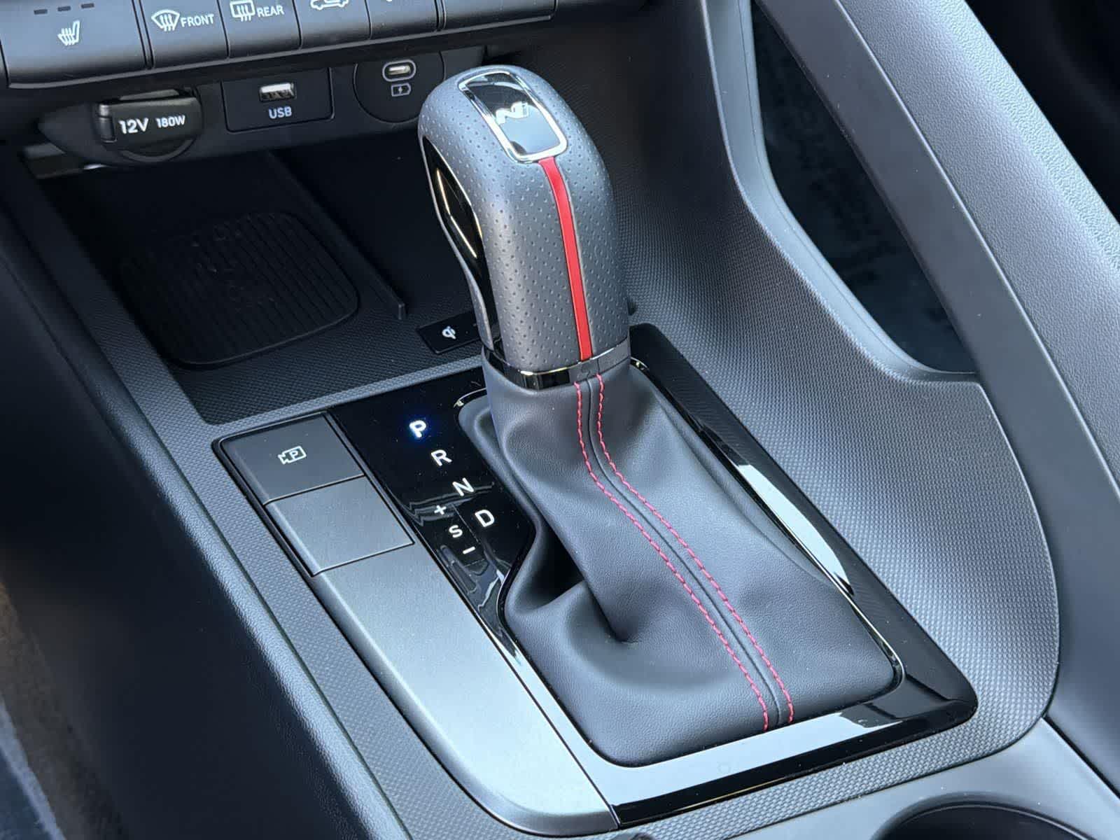 Thumbnail: 2025 Hyundai Elantra - 17