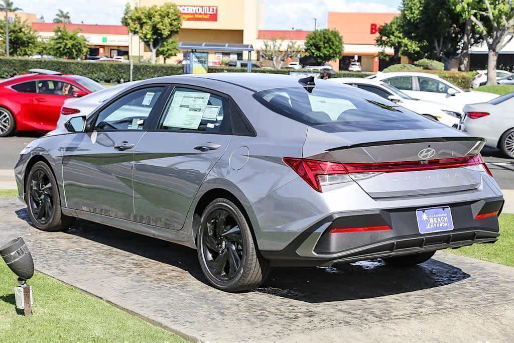 Thumbnail: 2026 Hyundai Elantra - 4