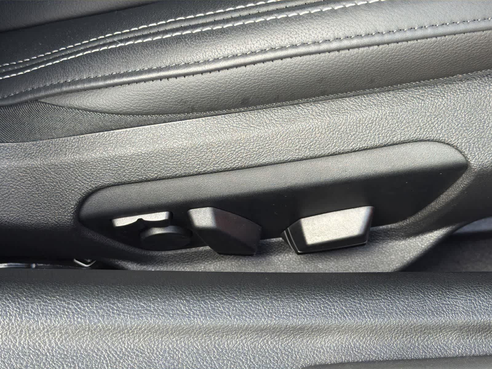 Thumbnail: 2024 Toyota GR Supra - 32