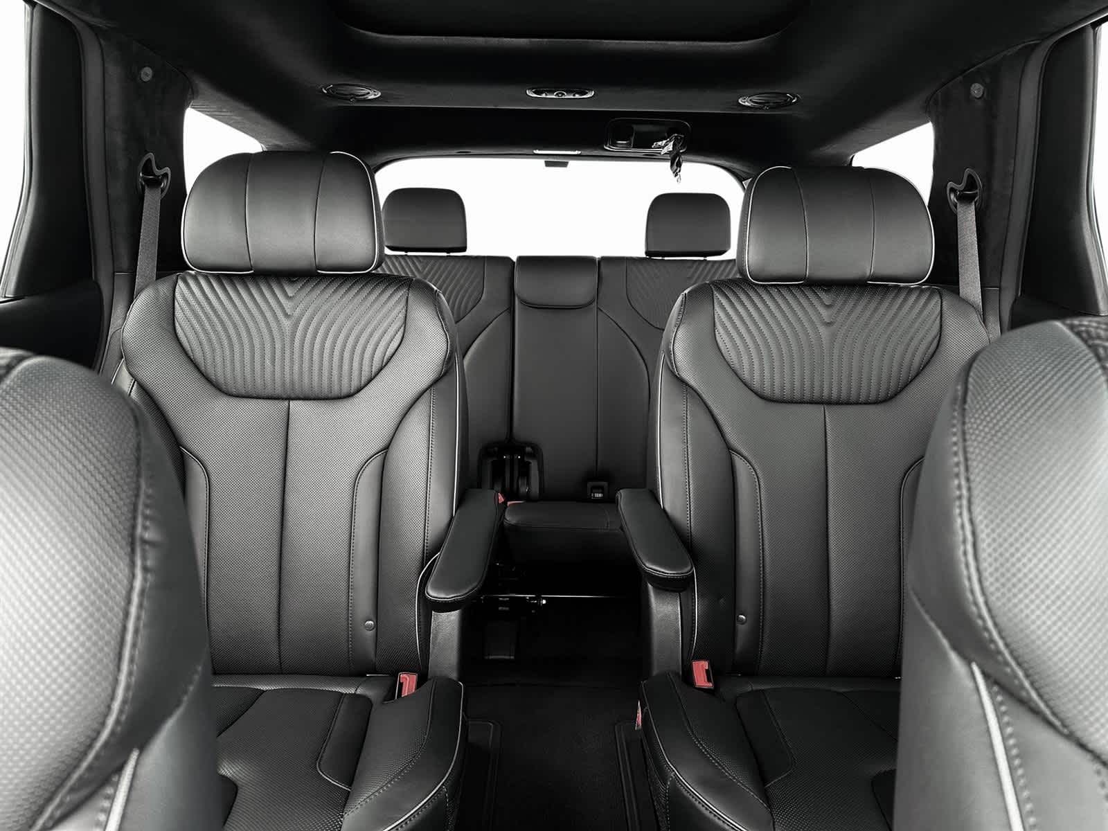 Thumbnail: 2025 Hyundai Palisade - 16