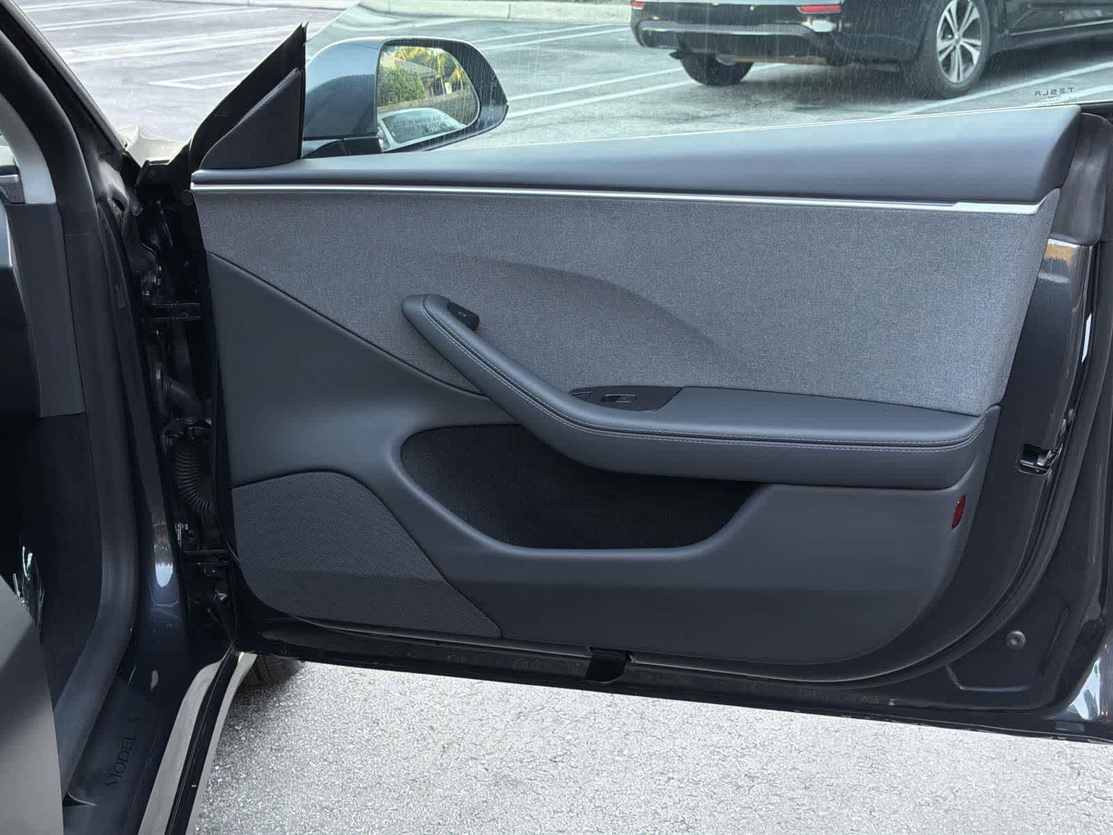 Thumbnail: 2025 Tesla Model 3 - 34