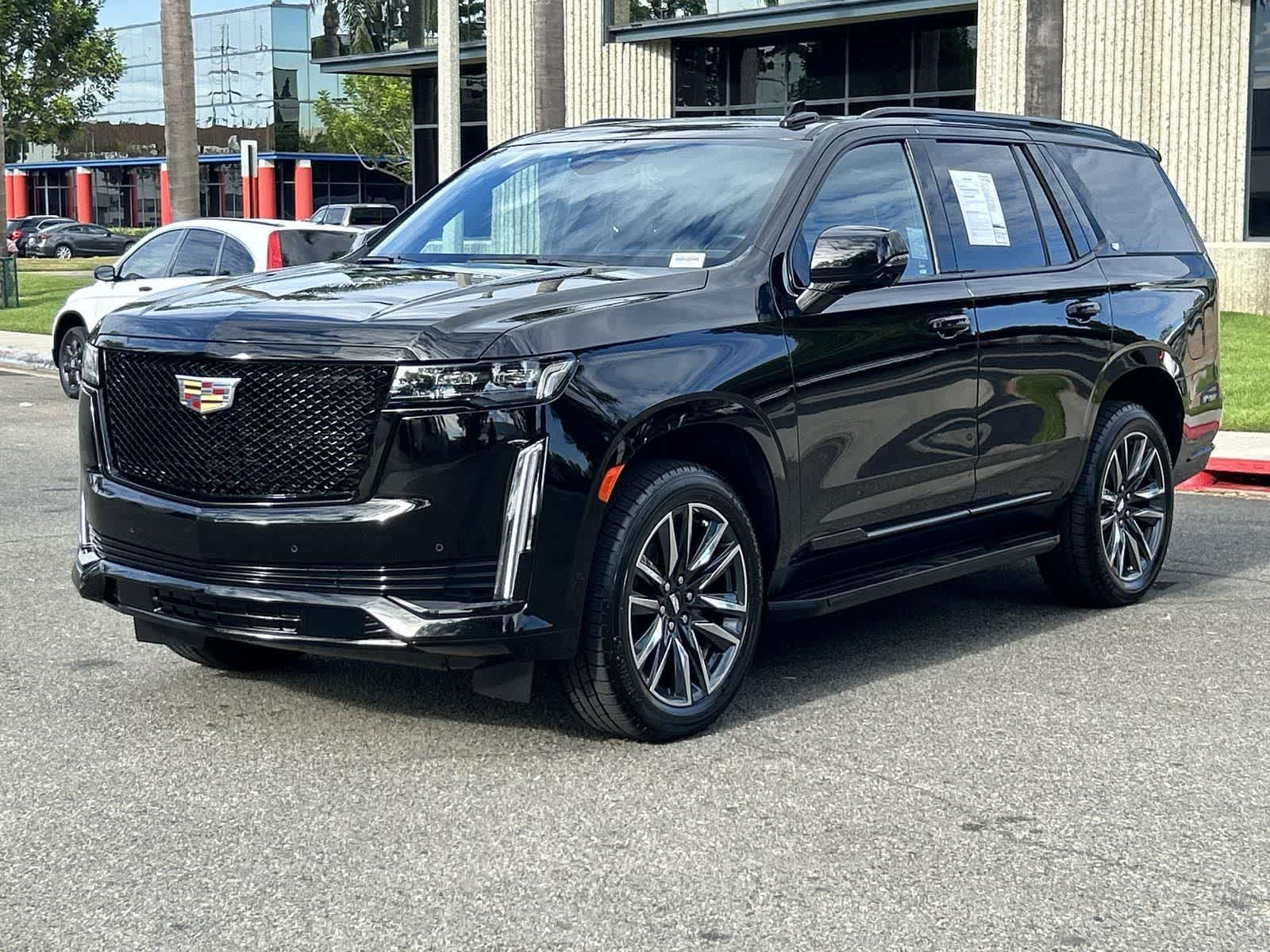 Thumbnail: 2023 Cadillac Escalade - 3