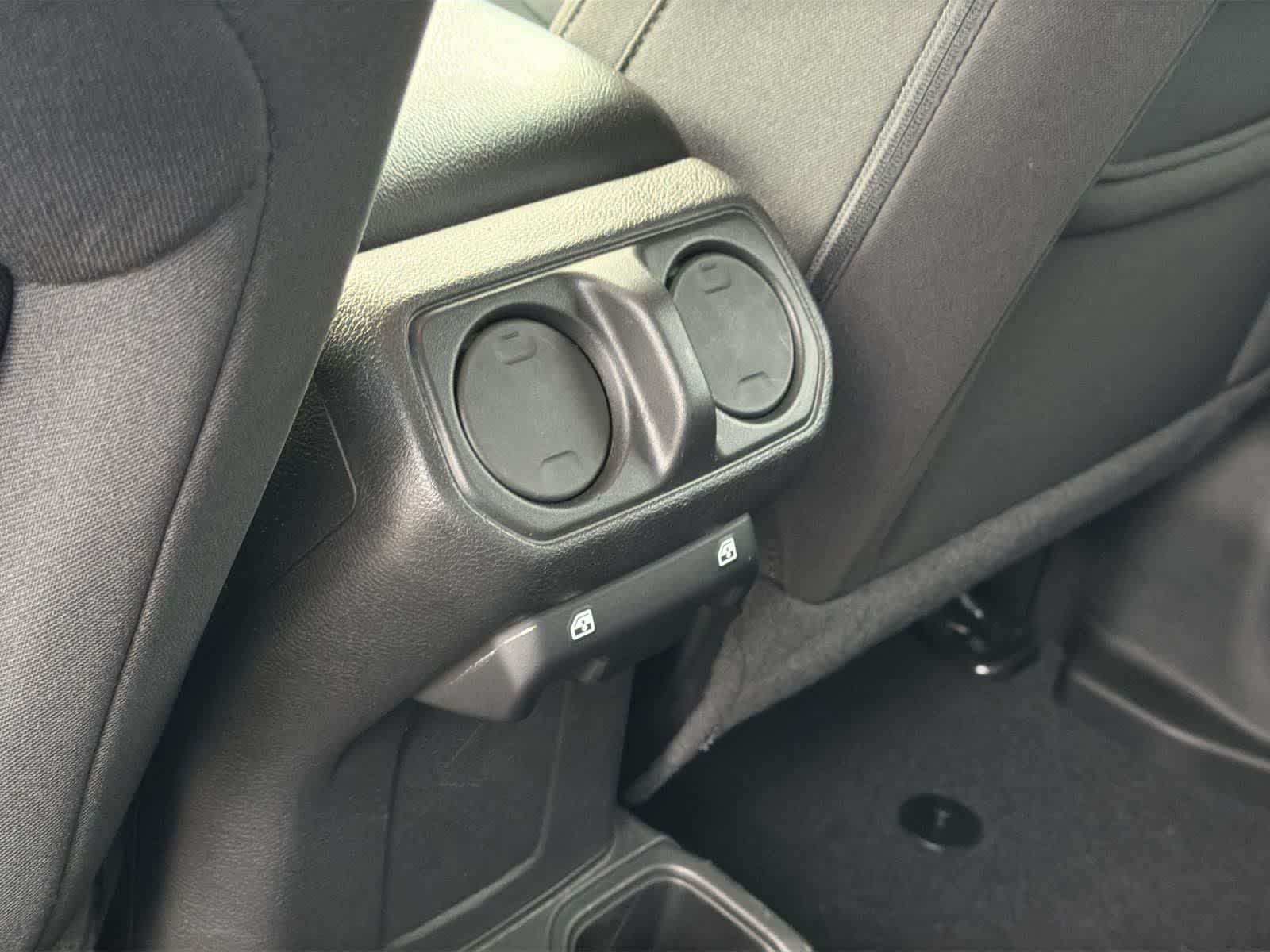 Thumbnail: 2022 Jeep Gladiator - 27