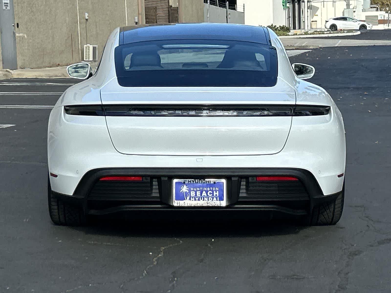 Thumbnail: 2023 Porsche Taycan - 5