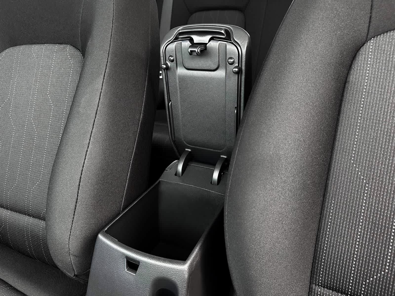 Thumbnail: 2025 Hyundai Venue - 18