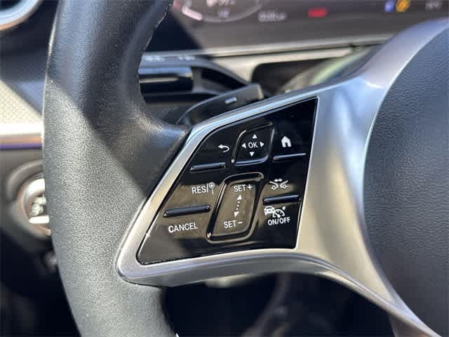 Thumbnail: 2022 Mercedes-Benz C-Class - 16