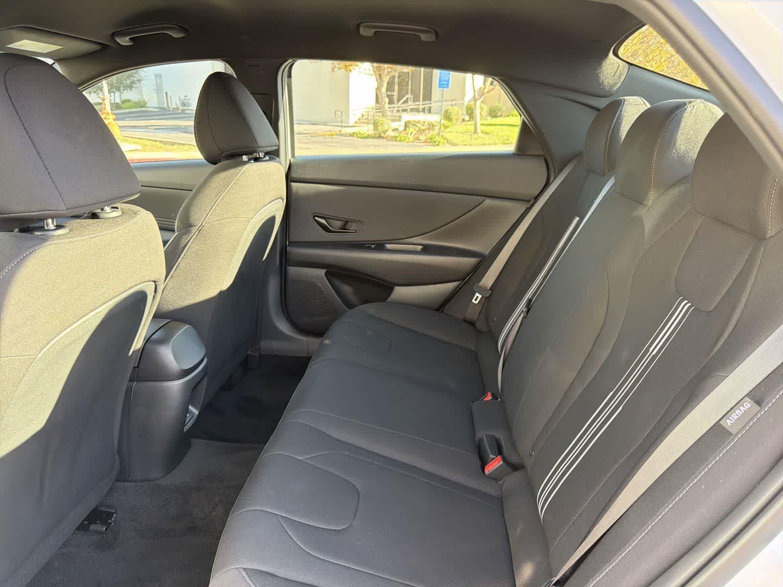 Thumbnail: 2025 Hyundai Elantra - 28