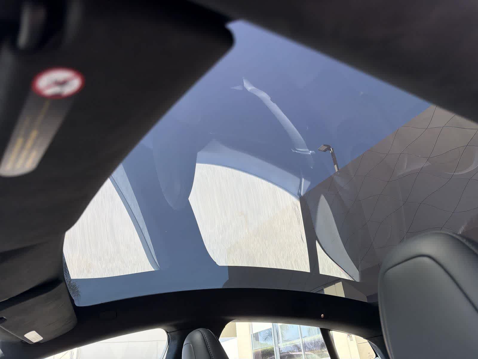 Thumbnail: 2023 Tesla Model S - 10