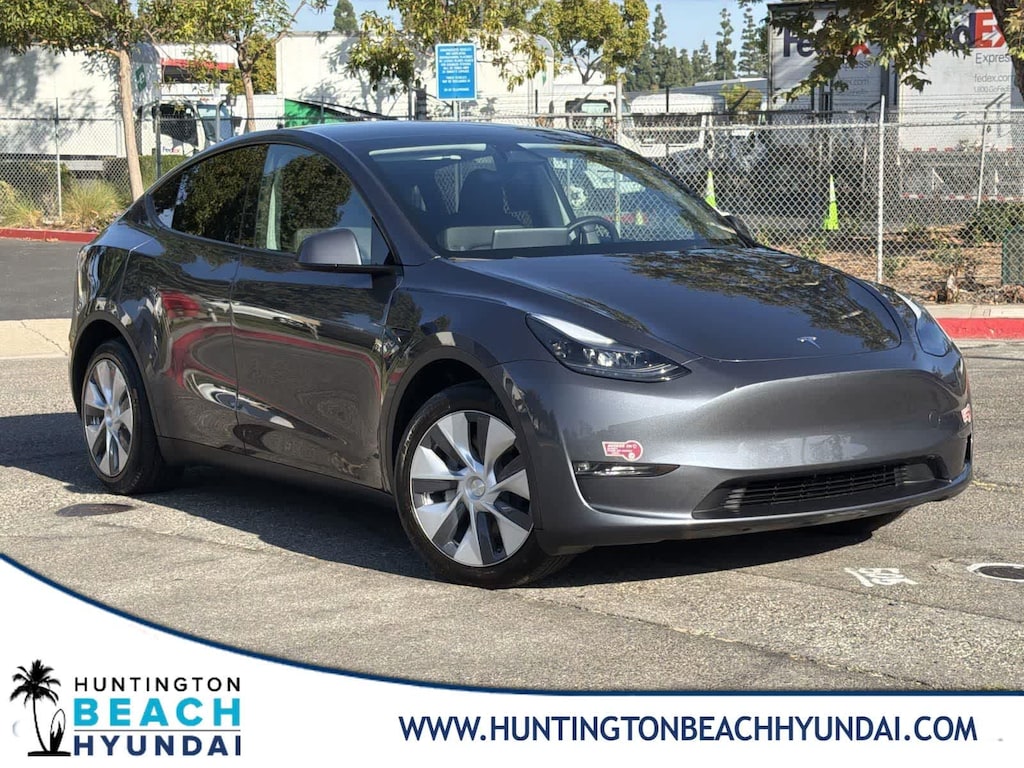 Used 2023 Tesla Model Y Long Range SUV