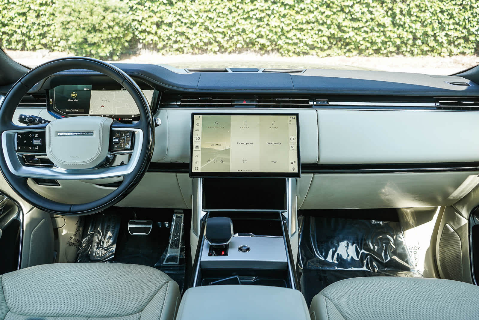 Thumbnail: 2025 Land Rover Range Rover - 13