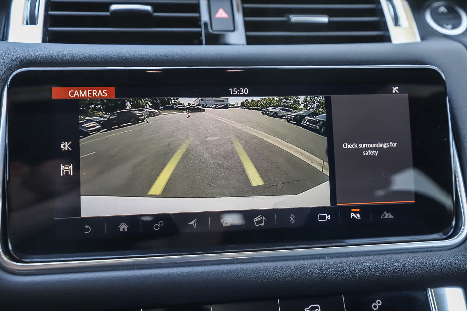Thumbnail: 2022 Land Rover Range Rover Sport - 28
