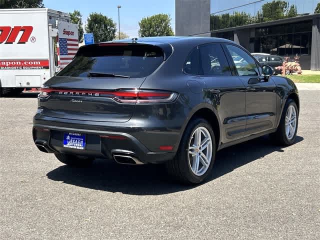 Thumbnail: 2022 Porsche Macan - 4