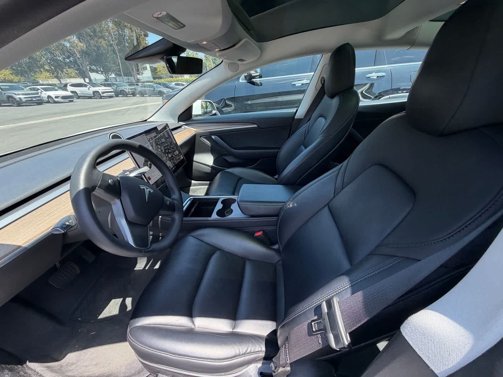 Thumbnail: 2022 Tesla Model 3 - 6