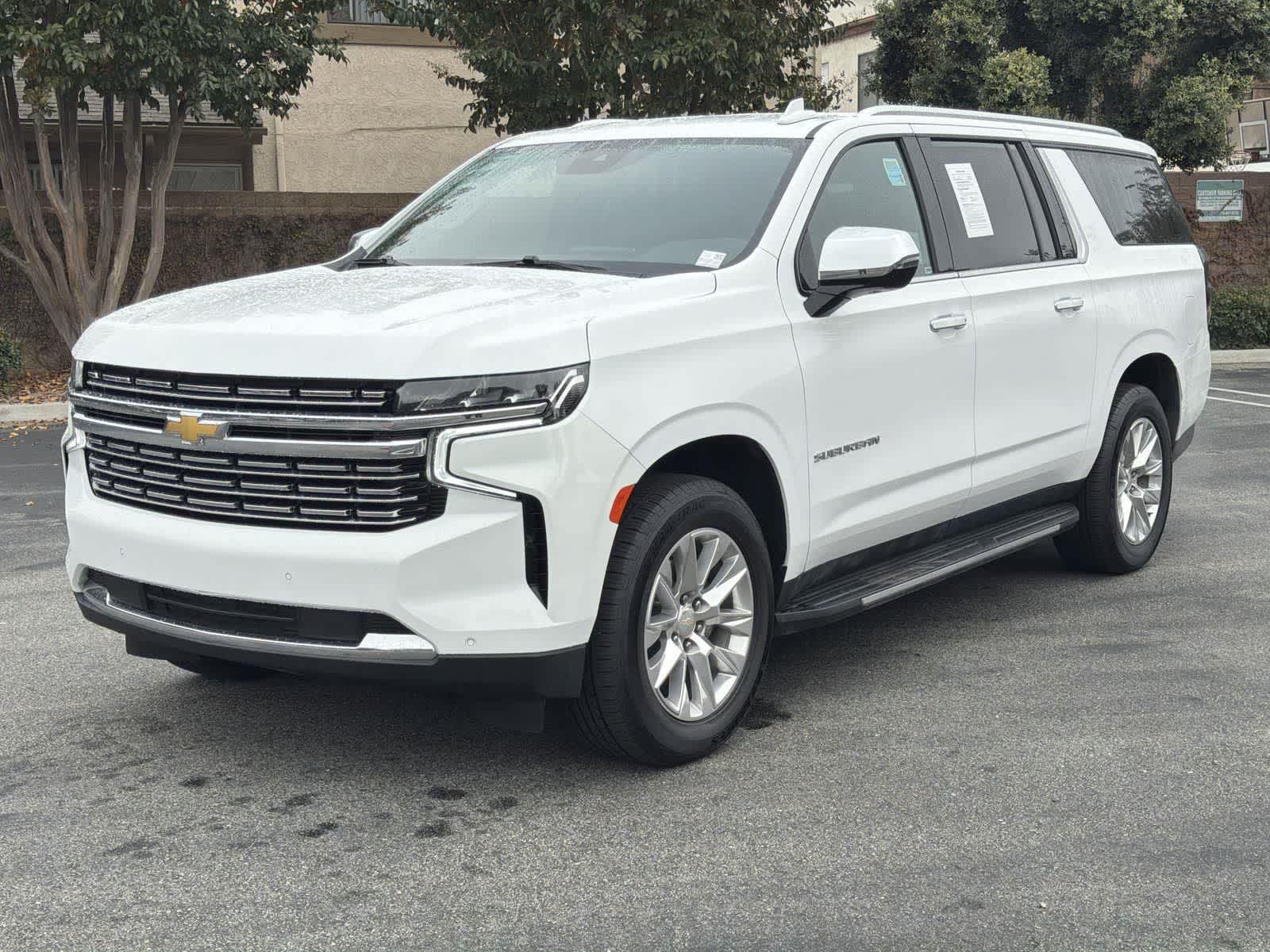 Thumbnail: 2023 Chevrolet Suburban - 8