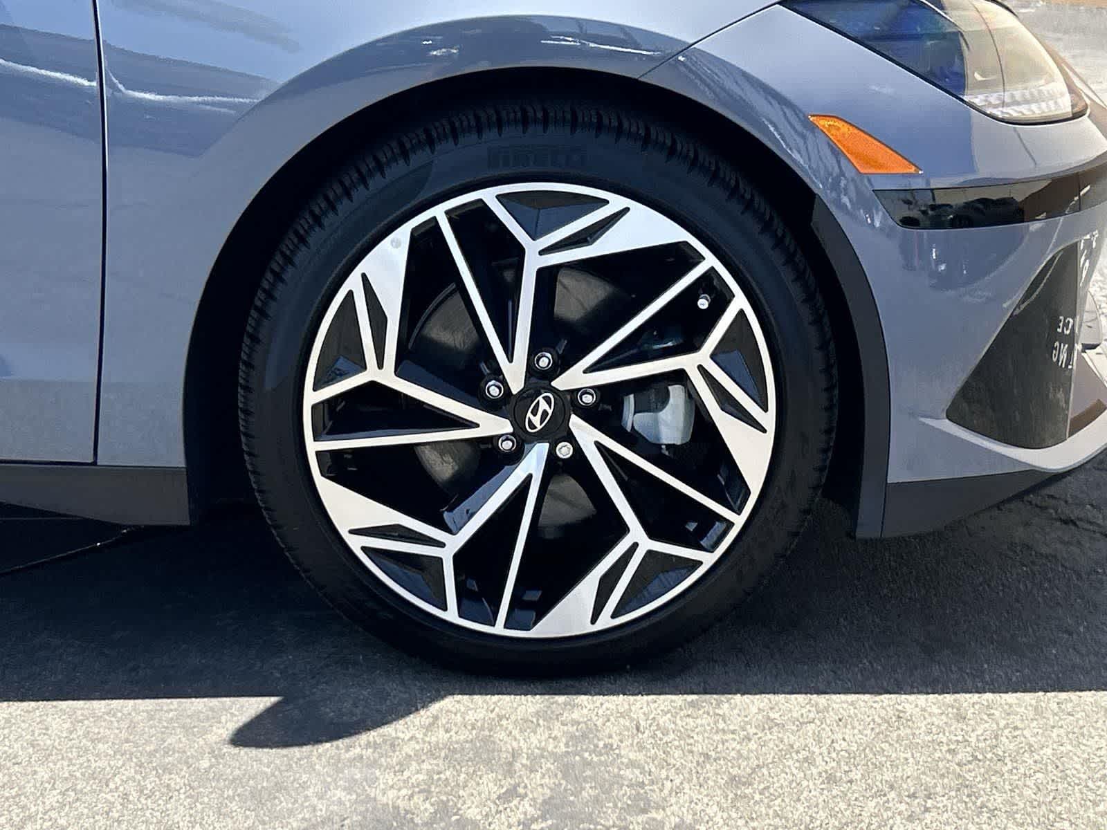 Thumbnail: 2025 Hyundai Ioniq 6 - 38