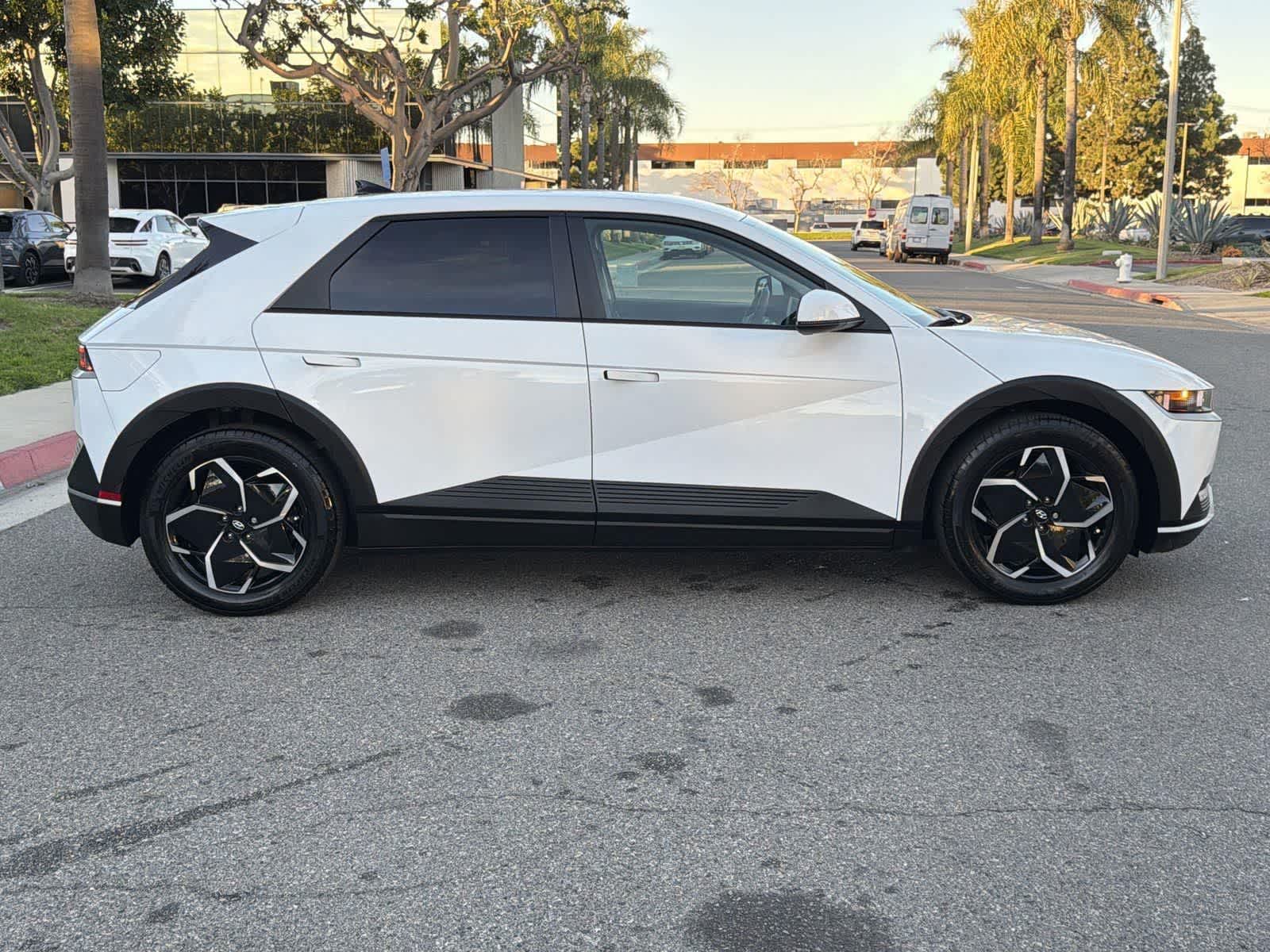 Thumbnail: 2024 Hyundai Ioniq 5 - 7